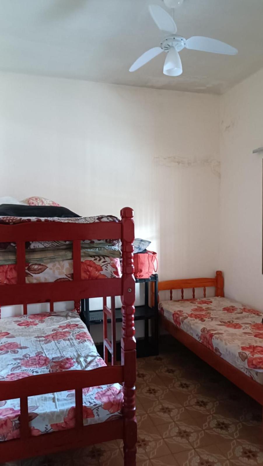 Casa Para Temporada Na Praia Grande Aprox 100 Mts Da Praia Villa Buitenkant foto